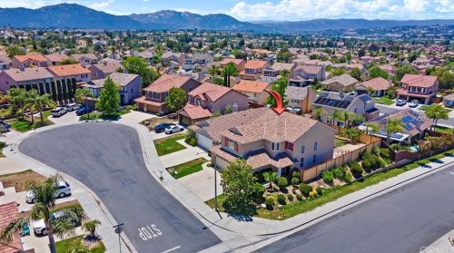 44601 Crestwood Cir, Temecula CA 92592-1837 exterior