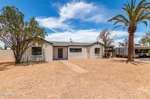 4239 4th St, Tucson, AZ 85711-1939