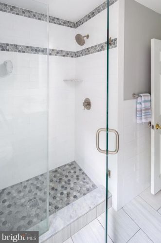 102 Kelly Ln, Media PA 19063-2018 exterior