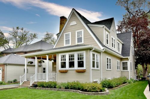 475 Evergreen Ave, Elmhurst, IL 60126-2235