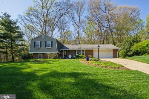 2 Kings House Ct, Silver Spring, MD 20905-4309