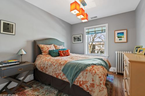 1429 Norwood St, Chicago IL 60660-2207 exterior