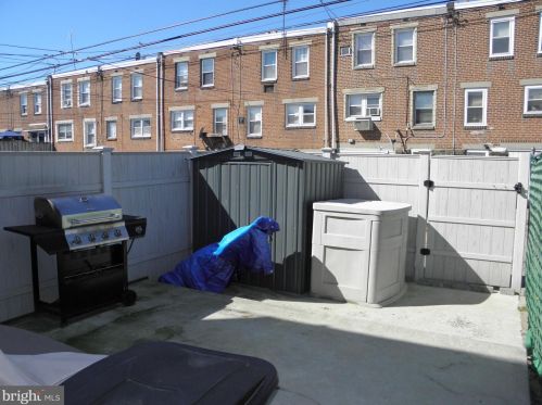 6366 Ditman St, Philadelphia PA 19135-3201 exterior