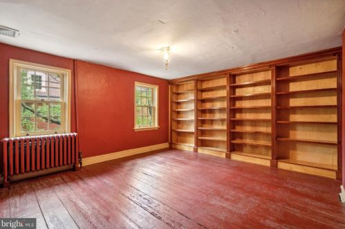 515 Delancey St, Philadelphia PA 19106-4105 exterior