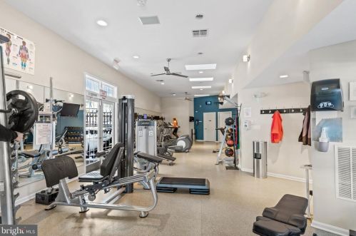 5250 Maris Ave, Alexandria VA exterior