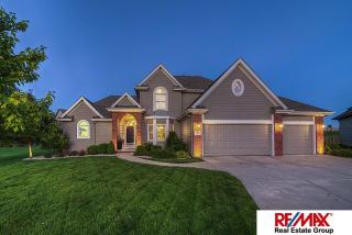 6221 158th Avenue Cir, Omaha NE  68136-1099 exterior