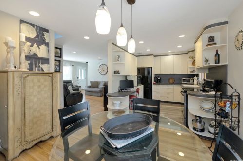 54 Quebec Dr, Huntington Station NY 11746-3870 exterior