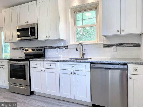 30 Longview Rd, Limerick PA  19468-1012 exterior