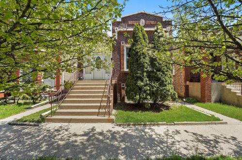 2325 59th Ct, Chicago, IL 60804-2621