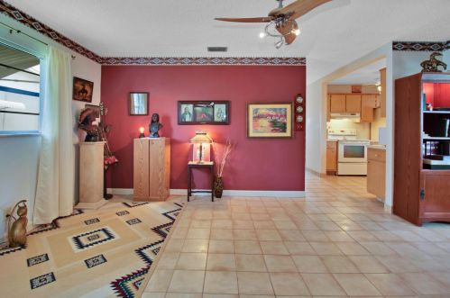 1702 18 St, Boynton Beach FL 33426-6410 exterior