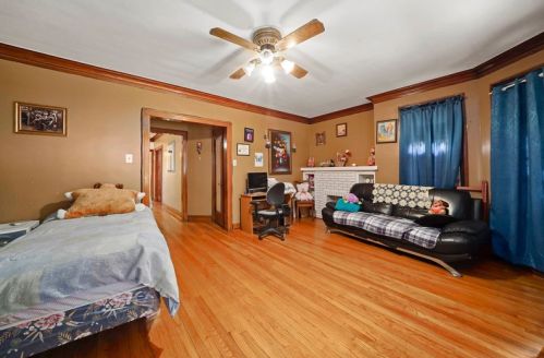 3356 60 St, Chicago IL 60629-4525 exterior