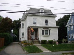 371 Cherry St, Newton, MA 02465-1831