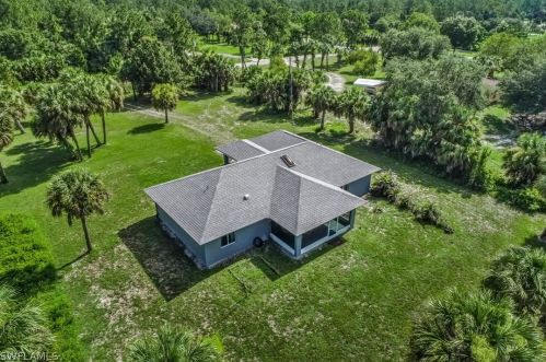 2740 10 Ave, Naples FL 34120-5118 exterior