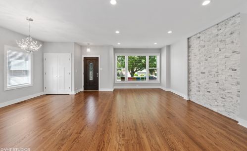 2235 75th Ct, Chicago IL  60707-3034 exterior