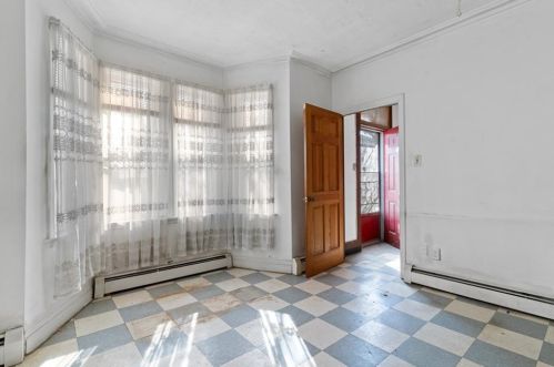 107 Penn St, Providence RI 02909-1326 exterior