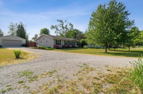 8649 12th St, Kalamazoo, MI 49009-9085