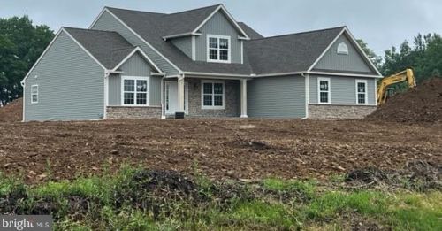 1144 Peach Mountain Rd, Primrose, PA 17901-8444