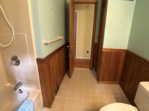 13 Idlewild Dr, Poughkeepsie NY 12601-6601 exterior