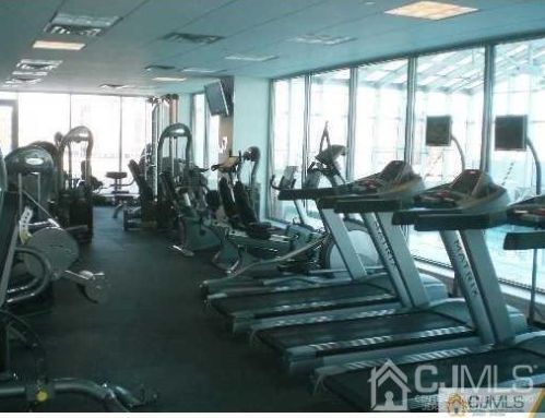 1 Spring St, New Brunswick NJ 08901-2107 exterior