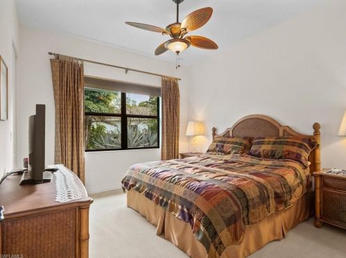 3225 Atlantic Cir, Naples FL 34119-8636 exterior