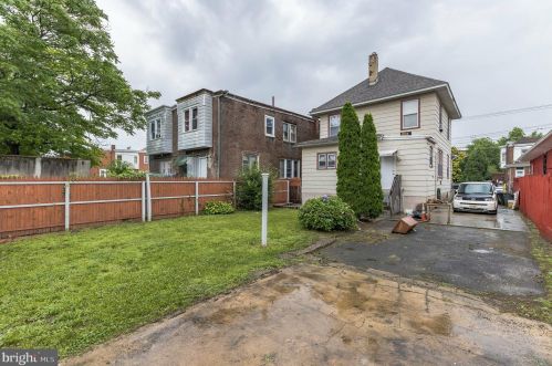 161 27 St, Camden NJ 08105-3927 exterior