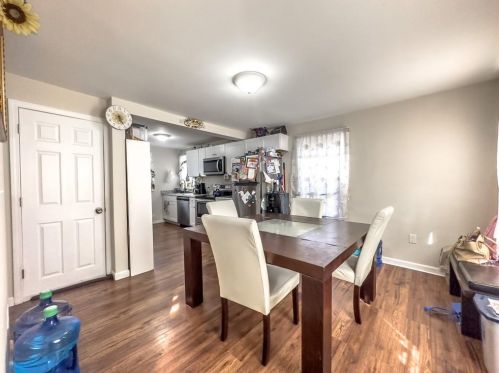 68 Mowry St, Providence RI 02908-2532 exterior