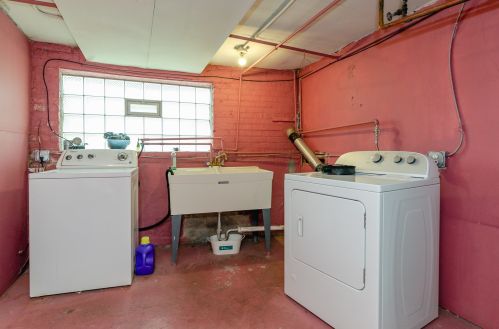 8748 Ada St, Chicago IL 60609-5920 exterior