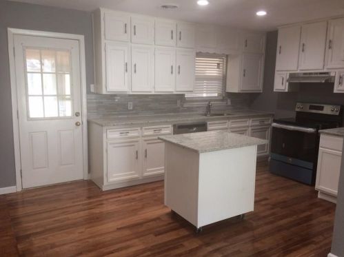 2317 Cochran St, Irving TX  75062-4233 exterior