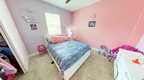 898 Curtis St, Fort Pierce FL 34983-1935 exterior