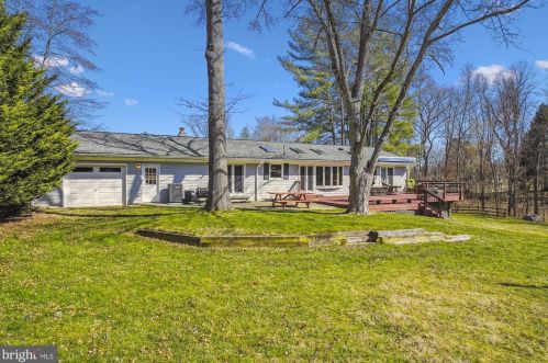 13212 Ridge Dr, Rockville, MD 20850-3615