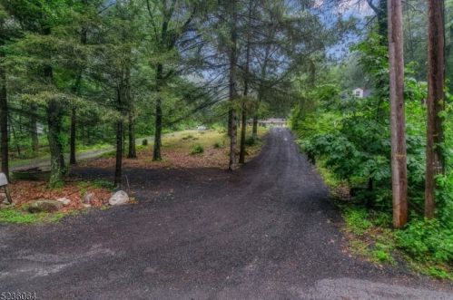 929 Plymouth Lake Dr, Fredon NJ  07860-4127 exterior