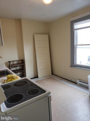 1224 28 St, Philadelphia PA 19146-3727 exterior