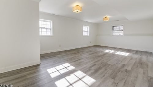 1508 Fox Trl, Mountainside NJ 07092-1302 exterior