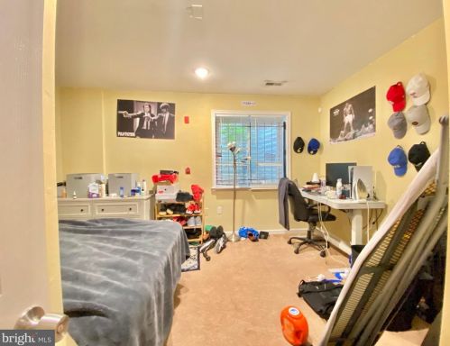 2014 17th St, Philadelphia PA  19121-2343 exterior