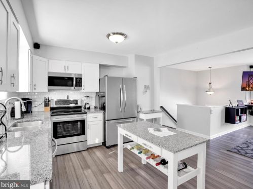 875 Indian Spg Dr, Lancaster PA 17601-6614 exterior