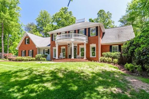 1167 Lake Dr, Gainesville, GA 30506-1725