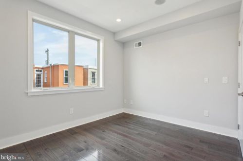 2624 Collins St, Philadelphia PA 19134-3709 exterior