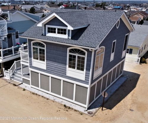 21 Amberjack Way, Lavallette, NJ 08735-1506