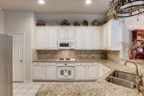 7728 Lancaster Gate, Frisco TX 75035-3136 exterior