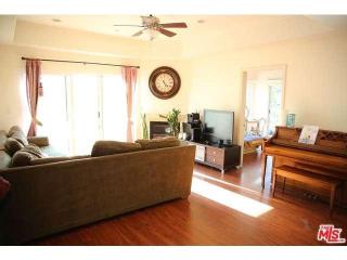 309 Mariposa Ave, Los Angeles CA  90004-4403 exterior