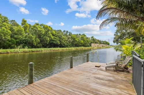 2520 10 St, Boynton Beach FL 33426-7401 exterior