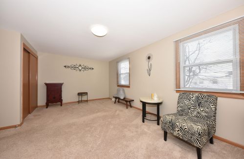 5071 Colonial Ct, Milwaukee WI 53220-2012 exterior