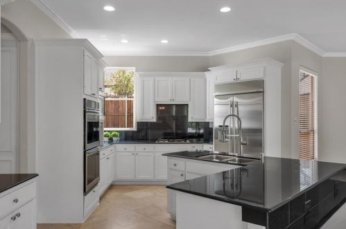 5967 Shy Dr, Frisco TX 75034-4841 exterior