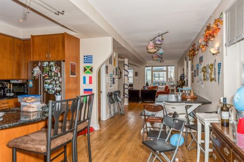 1741 Crystal St, Chicago IL 60651-1833 exterior