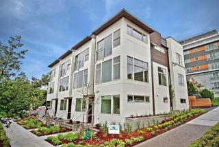4503 41st Ave, Seattle WA  98118-1623 exterior