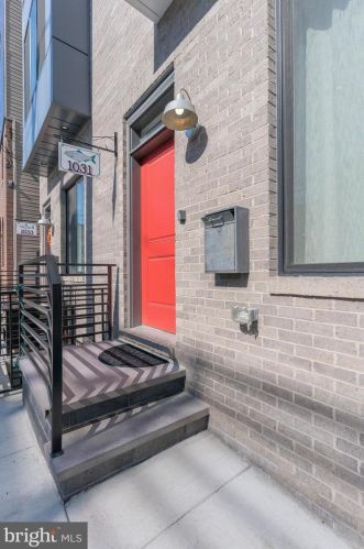 1031 Marlborough St, Philadelphia, PA 19125-4122