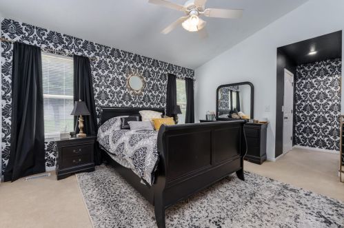 7362 Milan Dr, Kalamazoo MI 49024-3052 exterior