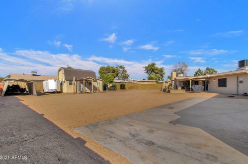 8622 40 Dr, Phoenix AZ 85019-1206 exterior