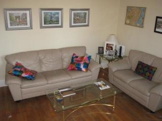 67 Winthrop St, Cambridge MA  02138-5907 exterior