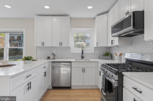 732 Adrian St, Washington DC  20019-4201 exterior